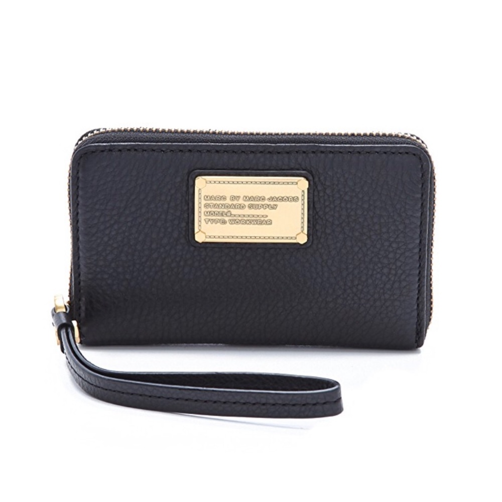 Marc Jacobs wristlet